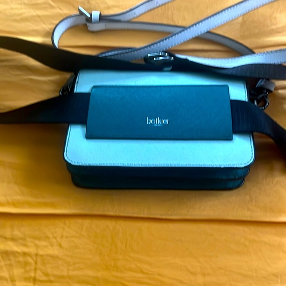 Botkier Crossbody Pursr - Picture 3 of 7